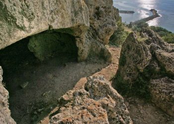 Η σπηλιά του Κύκλωπα Πολύφημου – Μοναδικό ταξίδι στις ακτές του Θρακικού Πελάγους