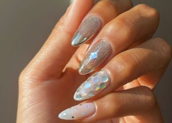 Xmas nails: 8 γιορτινά nail arts για τα Χριστούγεννα από glitter μέχρι minimal σχέδια