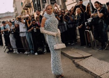 Fashion Resolutions: 5 πράγματα που πρέπει να εντάξεις στο στυλ σου το 2025