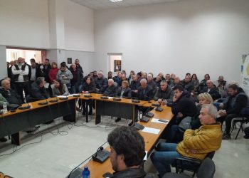 Επιτροπή Ανασυγκρότησης Φαρκαδόνας: Αίτημα για άμεσης σύγκλησης έκτακτου Δημοτικού Συμβουλίου