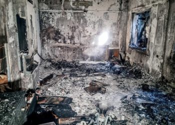 Φωτογραφίες από τις καταστροφές που προκάλεσε η φωτιά στο εσωτερικό του ξενοδοχείου “Αιολικός Αστήρ” Καλαμπάκας