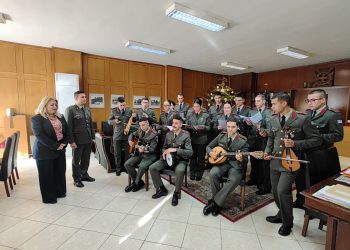 «Η Χρύσα Ντιντή υποδέχθηκε τη ΣΜΥ στο κτίριο της ΠΕ Τρικάλων»