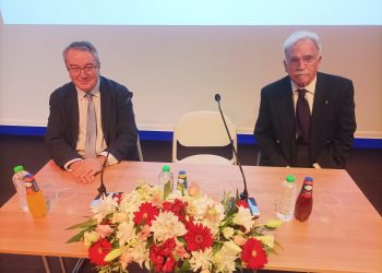 Ηλίας Μόσιαλος: Μαθήματα από την Πανδημία | Ενδιαφέρουσα εκδήλωση της Τρικαλινής Λέσχης Προβληματισμού