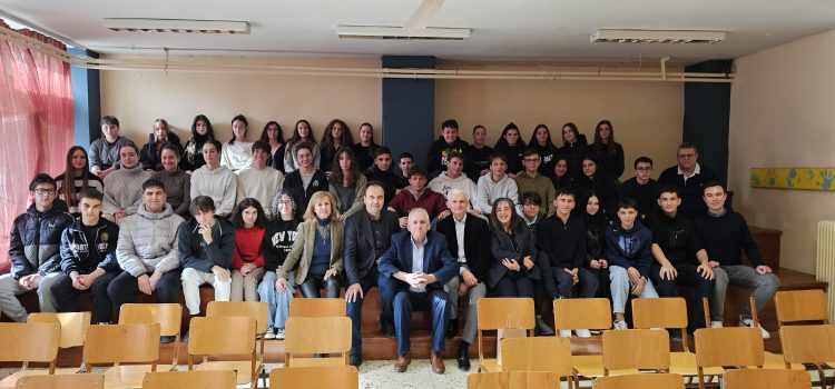 Με…καθηγητή τον Υπουργό Ψηφιακής Διακυβέρνησης