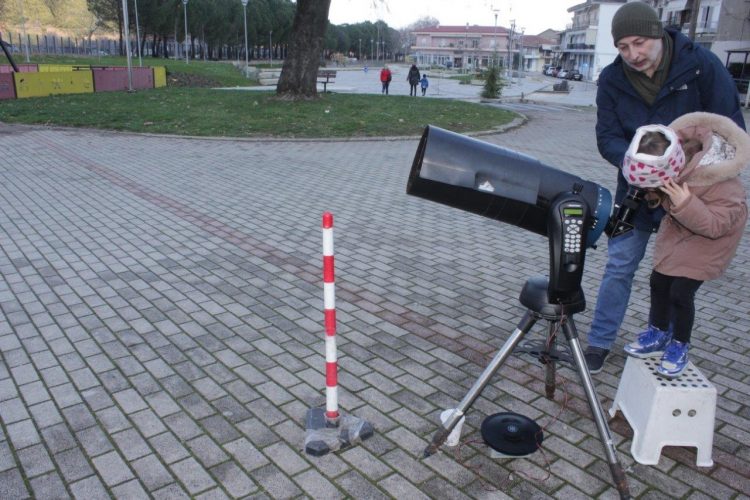 Εξερευνώντας τα άστρα στην Πύλη