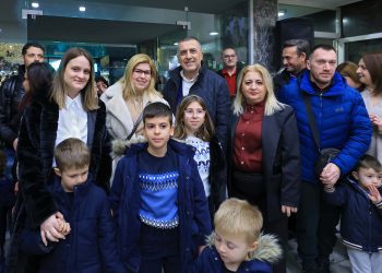 Η Περιφέρεια Θεσσαλίας έφερε τα Χριστούγεννα και στα Τρίκαλα με μια μαγική γιορτή για τα παιδιά