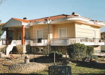 ΤΡΙΚΑΛΑ | Προς ΠΩΛΗΣΗ πολυτελής μονοκατοικία σε οικόπεδο γωνιακό 3000τμ.