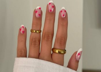 Valentine’s nails! 8 cute manicure που θα τα «ερωτευτείς» με την πρώτη ματιά