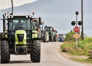 Αγρίνιο: Γυναίκα έπεσε από τρακτέρ και σκοτώθηκε