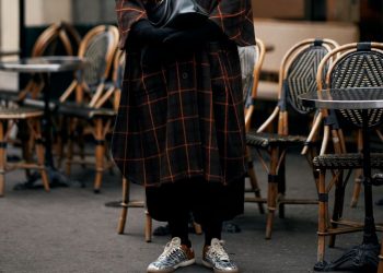 Οδηγός αγοράς: 10 sneakers σε έκπτωση για να κάνεις pampering στον εαυτό σου