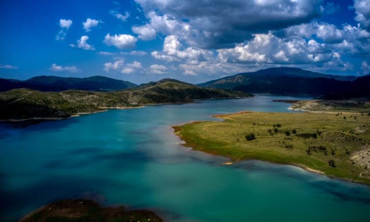 Ο ορεινός «παράδεισος» της Ελλάδας όπου διασταυρώνονται τρία γεωγραφικά διαμερίσματα