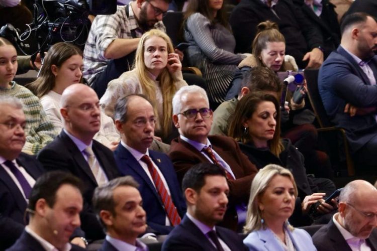 Ο Πρόεδρος του ΚΕΘΕΑ για την Εθνική Στρατηγική Προστασίας των Ανηλίκων από τον Εθισμό στο Διαδίκτυο 