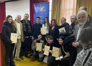 Έπαινος σε μαθήτρια του 7ου Πειραματικού Γυμνασίου Τρικάλων στον Πανελλήνιο Μαθητικό Διαγωνισμό 2024 «Ποίηση και Διήγημα»