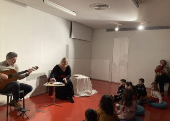 Βιβλιοθήκη Καλαμπάκας: Ανάγνωση Χριστουγεννιάτικου Παραμυθιού