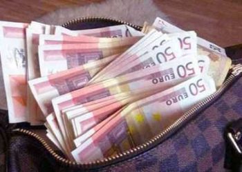 Απίστευτα πράγματα συμβαίνουν στη Φαρκαδόνα: Προσοχή στις τηλεφωνικές απάτες