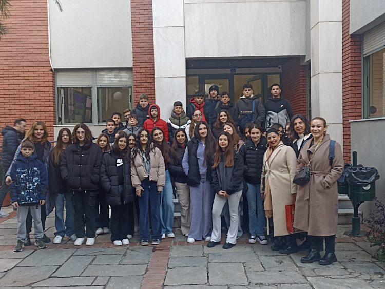 Επίσκεψη Κυπριακής μαθητικής ομάδας στο 7ο Πειραματικό Γυμνάσιο στο πλαίσιο του περιβαλλοντικού προγράμματος «Χρυσοπράσινο Φύλλο»