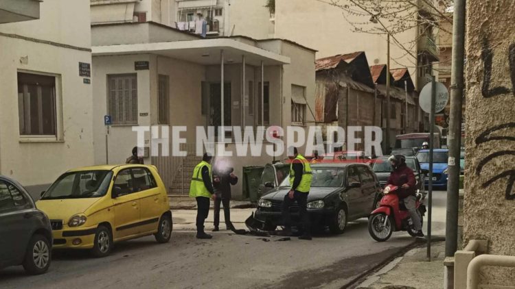 Νέο τροχαίο στο κέντρο του Βόλου – Συγκρούστηκαν δύο ΙΧ (ΕΙΚΟΝΑ)