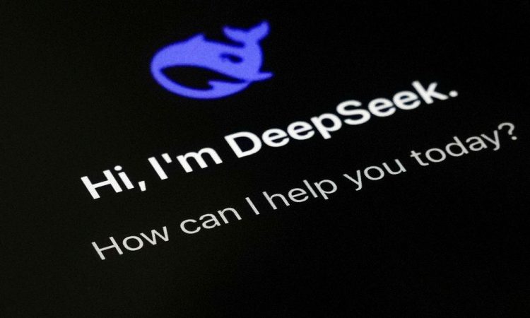 Deepseek: «Κρυφός κώδικας» διαρρέει δεδομένα σε μια εταιρεία του… στρατιωτικού δικτύου της Κίνας