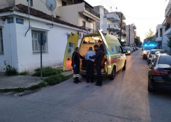 Τροχαίο στη Λάρισα: Ένας άνδρας τραυματίστηκε και μεταφέρθηκε στο νοσοκομείο
