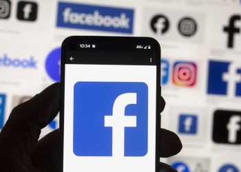 Ξεσηκωμός σε παραθαλάσσιο χωριό της Λάρισας – Σελίδα στο facebook γράφει σωρηδόν επώνυμα κουτσομπολιά για κατοίκους του!
