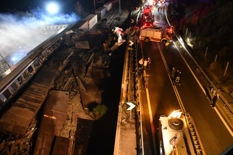 Τέμπη: Δεκτή η προσφυγή συγγενή θύματος για ακύρωση της πραγματογνωμοσύνης του ΕΜΠ για τα ηχητικά από την νύχτα της σύγκρουσης
