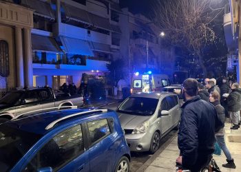 Τραγωδία στη Λάρισα: Νεκρή γυναίκα μετά από πτώση από 5ο όροφο πολυκατοικίας – Αναζητείται ένας άνδρας (ΕΙΚΟΝΕΣ)