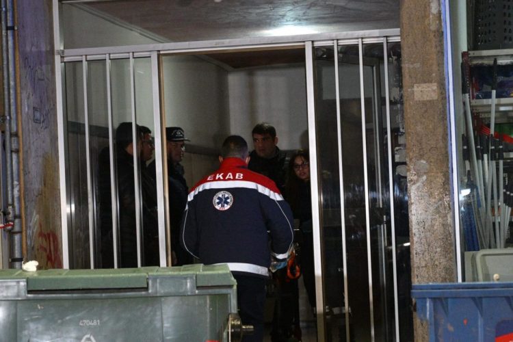 Τραγωδία στη Λάρισα: Πήδηξε στο κενό μπροστά στα μάτια της μάνας της η 38χρονη – Προσπάθησε να την κρατήσει…