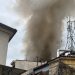 Συναγερμός στο Φρούριο της Λάρισας για φωτιά σε κατάστημα εστίασης – Πυκνοί καπνοί κάλυψαν τον ουρανό, φόβοι για φιάλες υγραερίου (ΕΙΚΟΝΕΣ – ΒΙΝΤΕΟ)