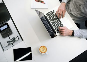 Φορολογικές δηλώσεις 2025: Οι φετινοί κερδισμένοι και χαμένοι – Οι αλλαγές που κάνουν την διαφορά