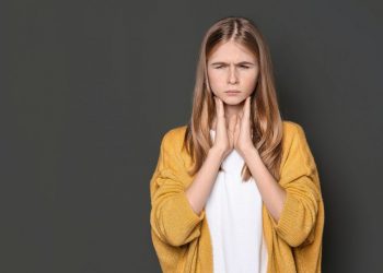 Υποθυρεοειδισμός στους εφήβους – Τι να περιμένετε με έναν υπολειτουργικό θυρεοειδή