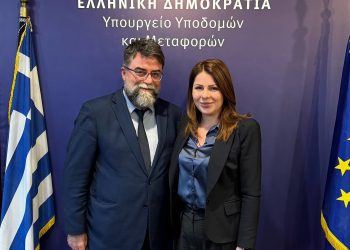 Την ανανέωση του μνημονίου συνεργασίας μεταξύ των Υπουργείων Κοινωνικής Συνοχής και Οικογένειας και Υποδομών και Μεταφορών, συζήτησε με τον Βασίλη Οικονόμου η Κατερίνα Παπακώστα