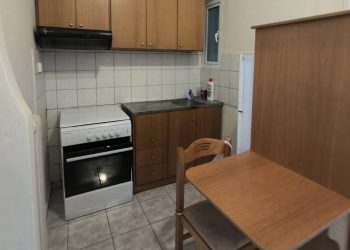 ΠΩΛΕΙΤΑΙ επιπλωμένο διαμέρισμα 38 τμ στο κέντρο των Τρικάλων