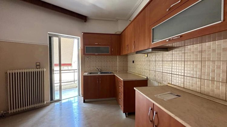 ΤΡΙΚΑΛΑ: ΠΩΛΕΙΤΑΙ διαμέρισμα 90τμ