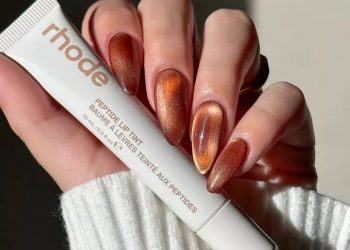 Γλύκανε και λίγο! Manicure στο χρώμα της «αλμυρής καραμέλας» για νύχια – απόλαυση