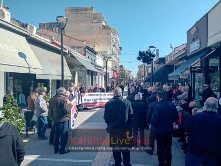 Καρδίτσα: Δυναμική κινητοποίηση για τα «Τέμπη της ζωής μας …» (ΕΙΚΟΝΕΣ – ΒΙΝΤΕΟ)