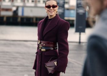 CPHFW FW25: Τα scandinavian girls έχουν 5 stylish εναλλακτικές για το μαύρο παλτό σου