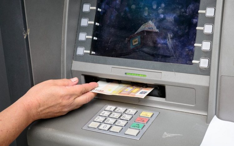 Τα τρία χαρτονομίσματα του ευρώ που θα χάσουν την αξία τους μέσα στο 2025 – Μάθετε ποια είναι αυτά