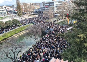 Λαϊκός ξεσηκωμός – “σεισμός” στα Τρίκαλα για το έγκλημα των Τεμπών (ΝΕΕΣ ΕΝΤΥΠΩΣΙΑΚΕΣ ΕΙΚΟΝΕΣ)