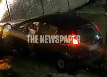 Σοκαριστικό τροχαίο τα ξημερώματα στον Βόλο: Αυτοκίνητο έπεσε στην κοίτη του Αναύρου (ΕΙΚΟΝΕΣ)