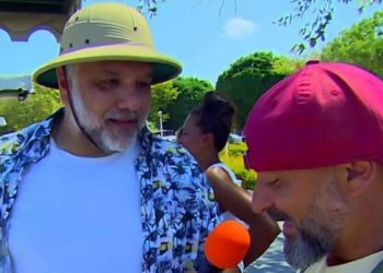 Στα Τρίκαλα την Παρασκευή ο Γρηγόρης Αρναούτογλου και η εκπομπή του «The Road Show»