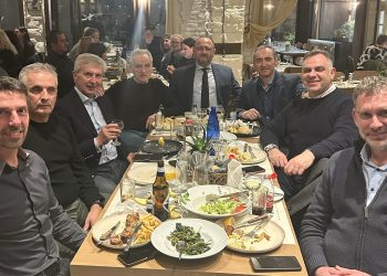 Η μεγάλη οικογένεια των Εκπαιδευτηρίων «Αθηνά» έκοψε την πίτα της
