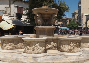 Η ιστορική Κρήνη Μοροζίνι: Το μνημείο «σύμβολο» της πόλης του Ηρακλείου Κρήτης