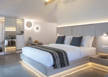Σύλληψη ιδιοκτήτη Airbnb στα Τρίκαλα – Βρέθηκε κρυφή κάμερα στο κατάλυμα