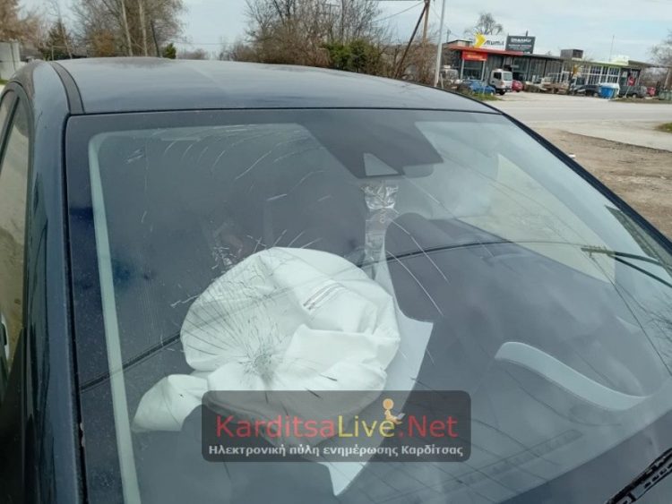 Τροχαίο με υλικές ζημιές στον δρόμο Καρδίτσα – “Δέλτα” (ΕΙΚΟΝΕΣ)