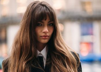 Wispy bangs: Οι grunge αφέλειες από τη δεκαετία του 70′ επιστρέφουν!