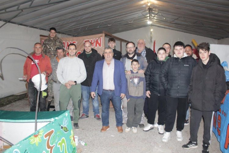 Στις προετοιμασίες του Καρναβαλιού Γόμφων ο Δήμαρχος Πύλης Κωνσταντίνος Μαράβας