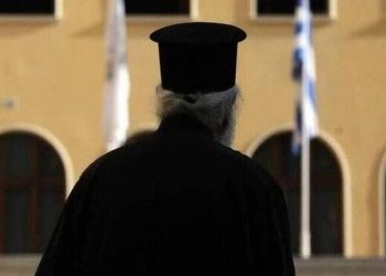 Τύρναβος: Ιερέας κατηγορείται ότι έκλεψε εικόνες, τιμαλφή και 140.000 ευρώ από εκκλησία
