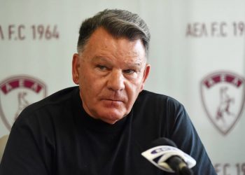 Αλέξης Κούγιας: Σε πολύ κρίσιμη κατάσταση η υγεία του πρώην ιδιοκτήτη της ΑΕΛ – Η ανακοίνωση των παιδιών του