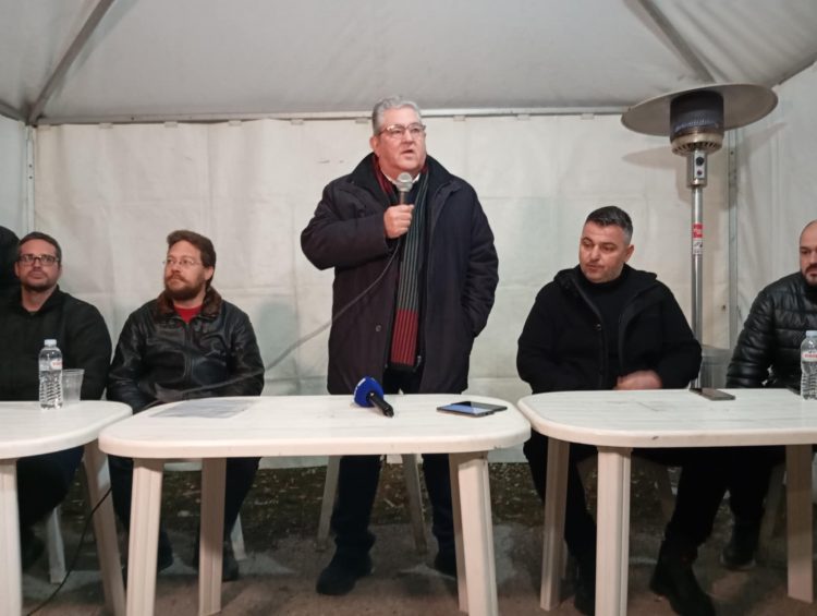 Δημήτρης Κουτσιούμπας από τα Τρίκαλα: «Τίποτα δεν χαρίζεται, όλα κατακτιούνται σε αυτόν τον αγώνα»