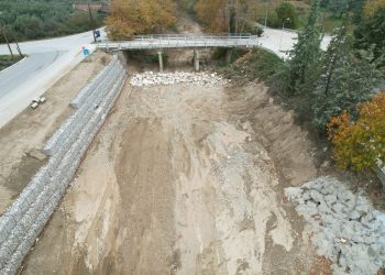 Περιφέρεια Θεσσαλίας: Ολοκλήρωση καθαρισμού Ληθαίου ποταμού στη Θεόπετρα και Βασιλική Δήμου Μετεώρων